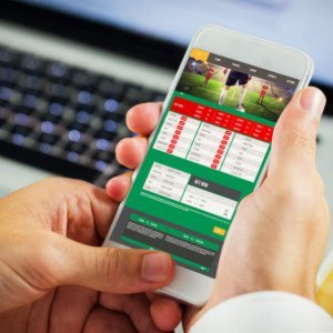How do you choose a mobile sports betting app?